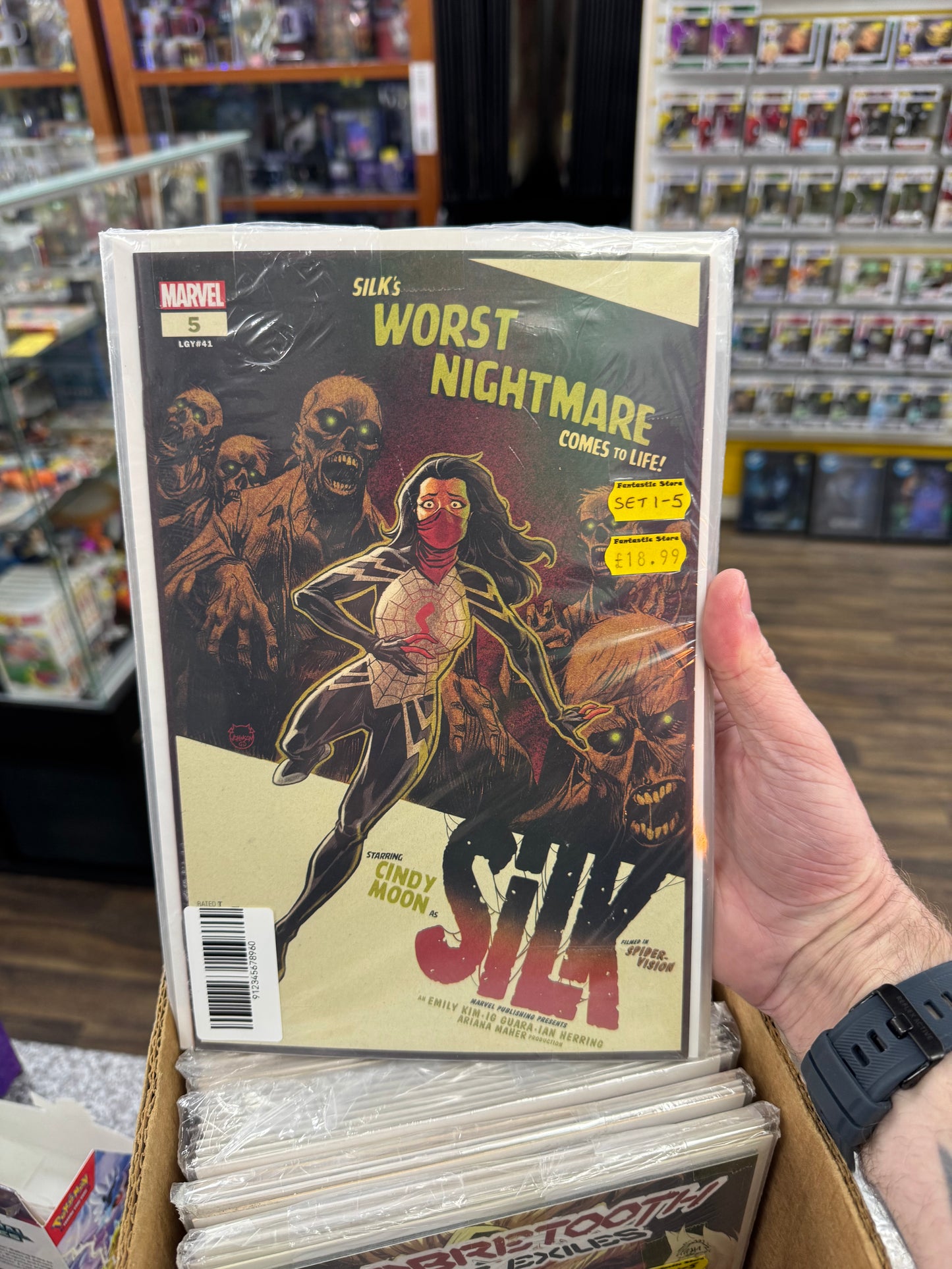 Marvel Silks Worst Nightmare Comes To Life Comic Set Issues 1-5