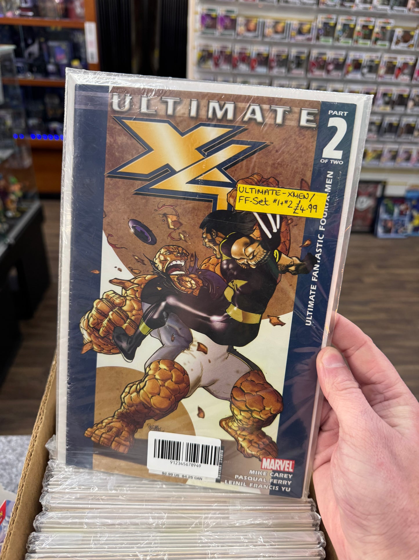 Ultimate X-Men/FF Comic Set Issues 1 - 2