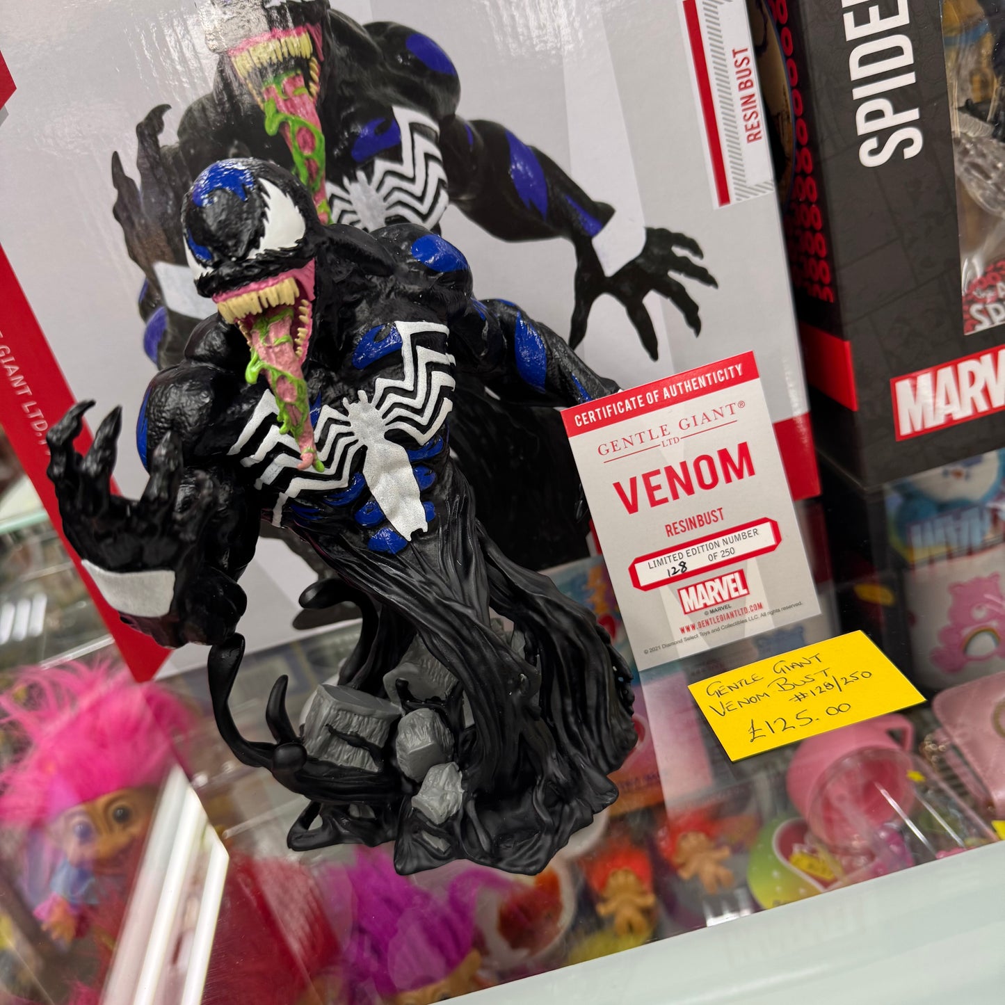 Gentle Giant Venom Resin Bust