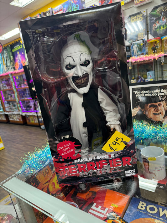 Mezco Terrifier Doll