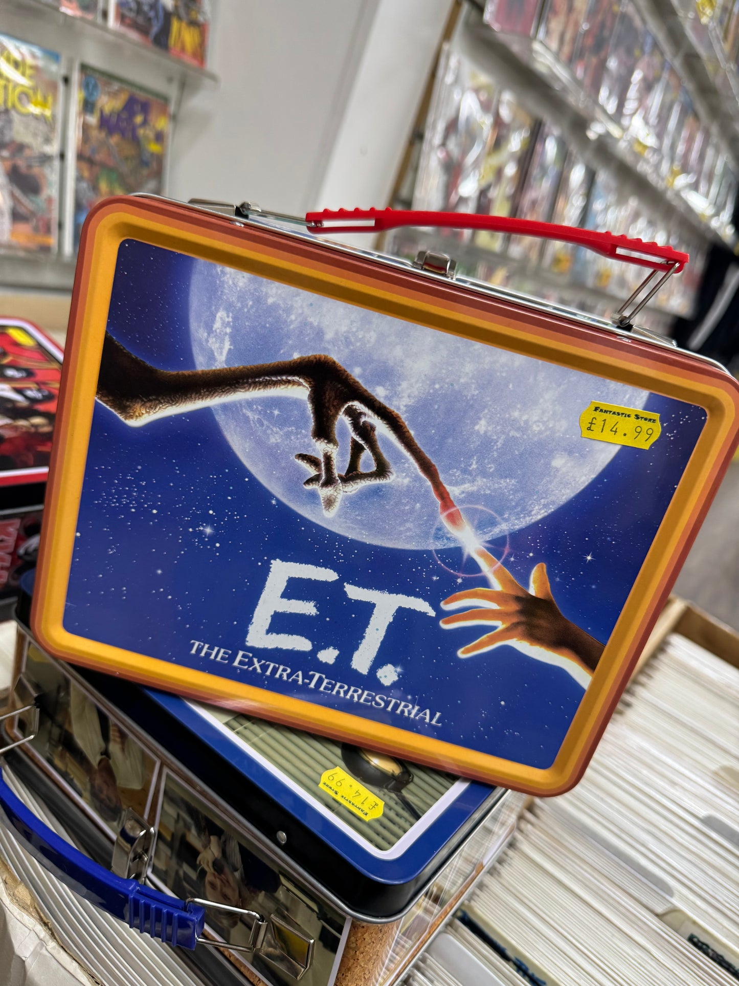 ET Retro Tin Lunch Box