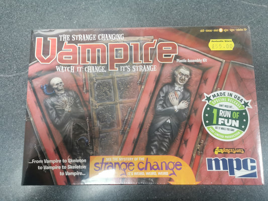 MPC The Strange Changing Vampire model kit 2011