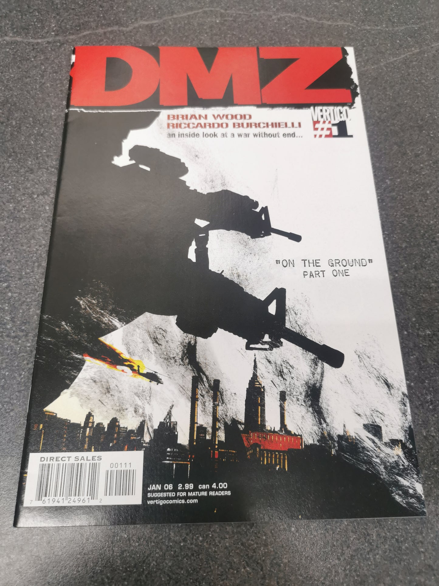 DMZ #1 2006 Vertigo comic