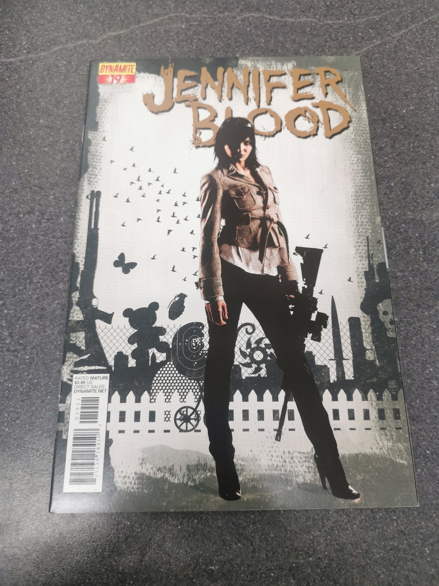 Jennifer Blood #19 2012 Dynamite comic